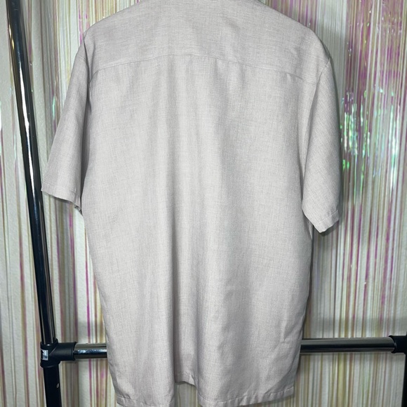 Exclusive Guayabera top - Picture 8 of 8